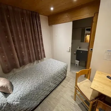 Le Very Hotel apartamentowy 2*